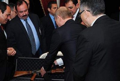 Putin’den Sisi’ye Kalaşnikof