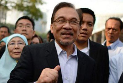 Erkek yardımcısıyla cinsel ilişkiye girince…