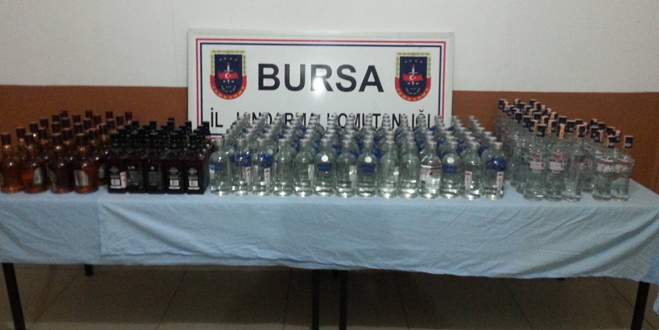 Bursa’da 192 şişe kaçak içki yakalandı