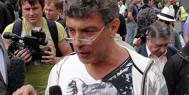 Rus muhalif Nemtsov öldürüldü