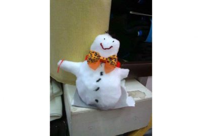 Bursa esnafından kardan adam sergisi