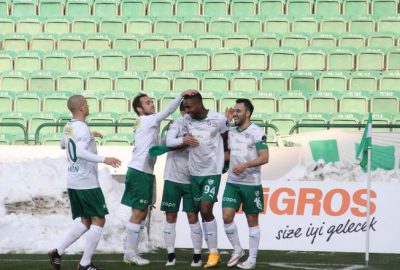 Timsah’ı Harun kurtardı!