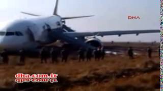 THY yolcu uçağı pisten çıktı!