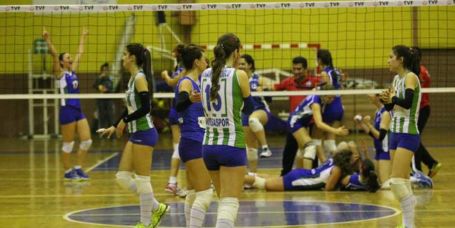 Timsah hediye etti: 2-3