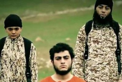 Rehineyi 10 yaşındaki çocuğa infaz ettirdiler