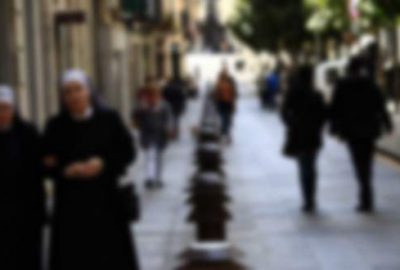 Rahibeye toplu tecavüz
