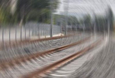 Tren raydan çıktı: 15 ölü