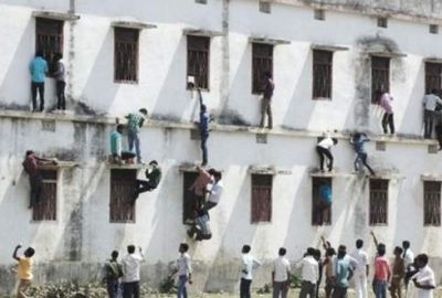 Hindistan’da kopya skandalı