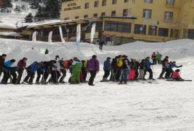 Bursa’da bahar, Uludağ’da kar