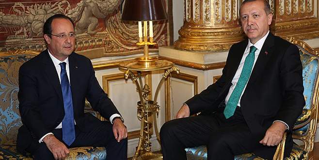 Erdoğan’dan Hollande’ye taziye telefonu