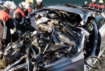 Anne ve arkadaşı öldü, bebek araçtan sağ çıktı