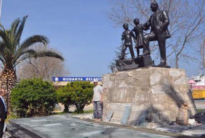 Cumhuriyet Meydanı yenileniyor