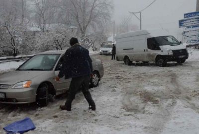 Sürücüler mart karına hazırlıksız yakalandı