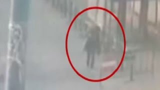 İstanbul Emniyeti’ne saldırı anı kamerada