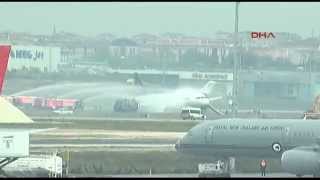 Yolcu uçağı havada alev aldı