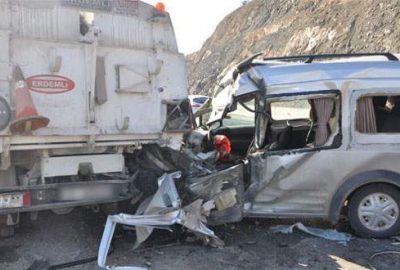 Bilecik’in Bozüyük ilçesinde meydana gelen trafik kazasında 1 kişi öldü