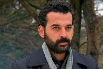 Adıyaman’ın Kahta ilçesinde, babasını boğazını keserek öldüren ünlü oyuncu Orhan