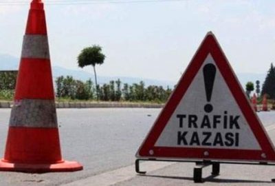 Van'da meydana gelen trafik kazasında 3 kişi hayatını kaybederken, 8