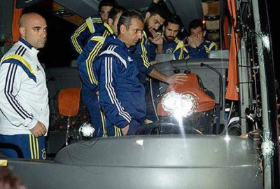 Trabzon’da Fenerbahçe otobüsüne yapılan silahlı saldırıyla ilgili soruşturma başlatıldı.