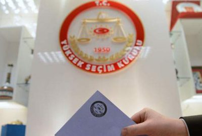 Partiler aday listelerini saat 17.00'ye kadar YSK'ya verecek. 24 Nisan'da