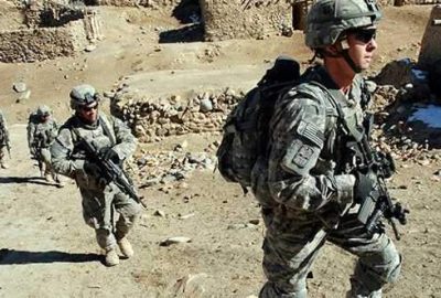 NATO askerlerine ateş açan Afgan askeri öldürüldü