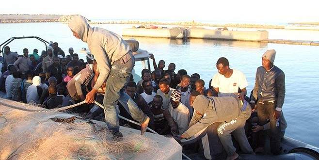 Akdeniz’de göçmen teknesi battı