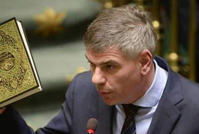 Müslümanları yollayacak parayı bulamadı