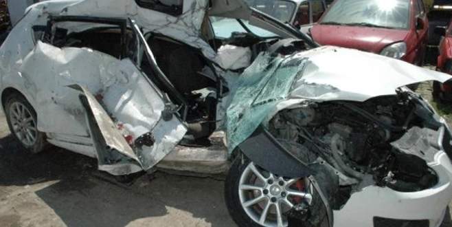Korkunç kaza 3 gencin yaşamına son verdi!