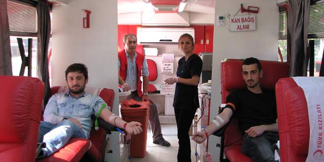 Kan bağışına büyük ilgi