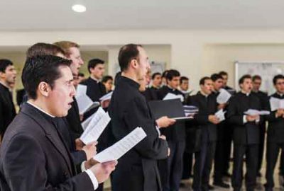 Sertifikalı şeytan çıkarma kursu