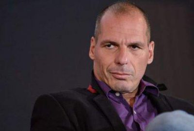 Varufakis’e saldırı