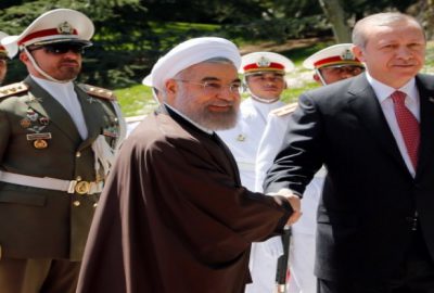 Erdoğan İran’da törenle karşılandı