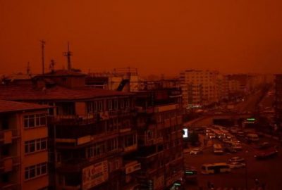 Gündüz geceye döndü!