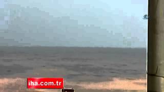 Karacabey sahili kızıla boyandı