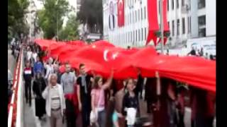 1919 metre Türk bayrağı açıldı