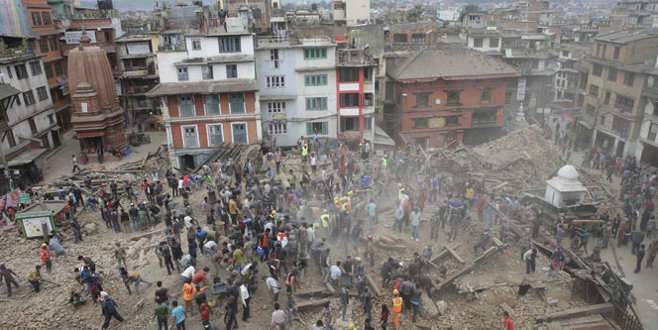 Nepal depreminin bilançosu artıyor