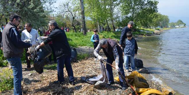 İznik Gölü’nü sahiplenmeliyiz