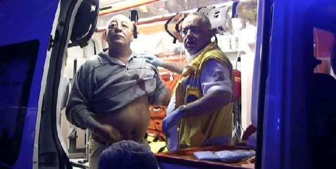 Polislerle tartıştı, bıçağı kalbine soktu