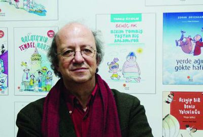 ‘İnternet düşkünlüğü büyük bir çılgınlık’