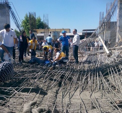Kahramanmaraş’ta bir inşaatta yaşanan çökme sonrası, 4’ü ağır 9 kişi