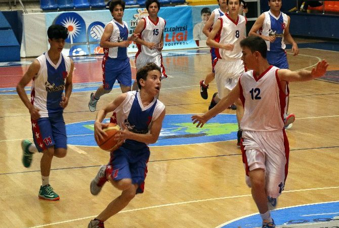 Antalya Büyükşehir Belediyesi’nin gençleri spora teşvik etmek ve spor alt