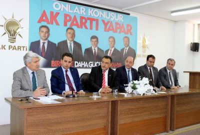 Kütahya’da AK Parti’li yöneticiler, seçim çalışma sürecini değerlendirdiler. AK Parti