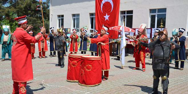 Umurbey Rüştiyesi 150 yaşında