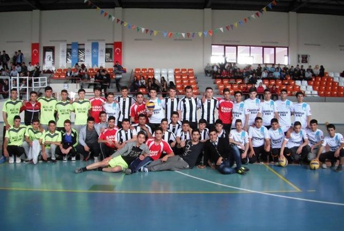 Konya’nın Kulu ilçesinde, 8 Nisan tarihinde başlayan Liseler Arası Voleybol