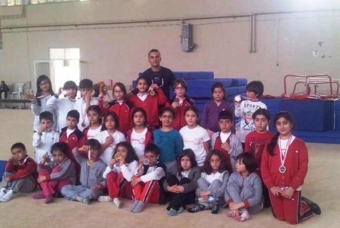 Diyarbakır Bahçeşehir Koleji öğrencileri, kentte ilk defa okul sporları kapsamında