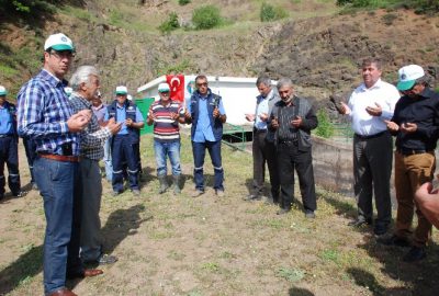 Biga’daki Bakacak Barajı’ndan tarım arazilerine su verildi. Biga Ovası Sulama