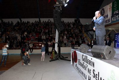 Ömer Döngeloğlu, Kütahya’da ’Güllerin Efendisi’ni Anlattı
