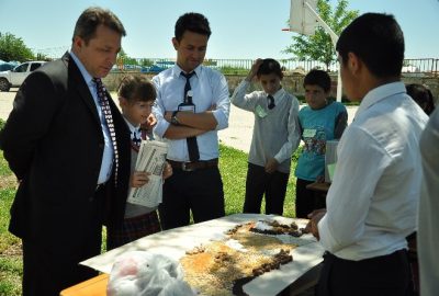 İdil Camili Ortaokulu’nda TÜBİTAK 4006 Bilim Fuarı Açıldı