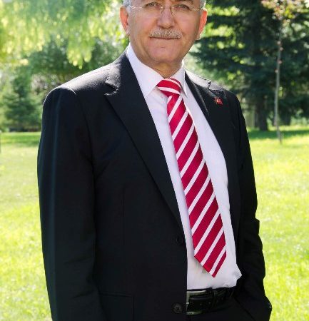 Eskişehir Osmangazi Üniversitesi (ESOGÜ) Rektörü Prof. Dr. Hasan Gönen “Anneler