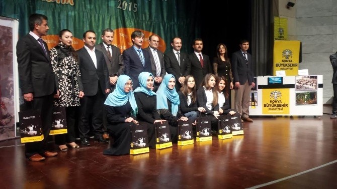 Yunak Anadolu İHL Öğrencileri Yarı Finalde